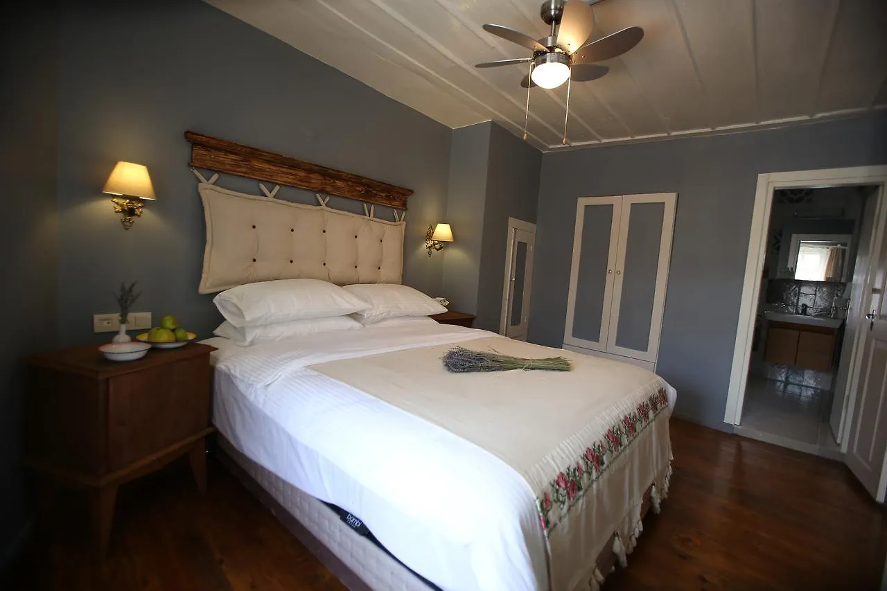 Hotel Podemos Otel Ayvalik