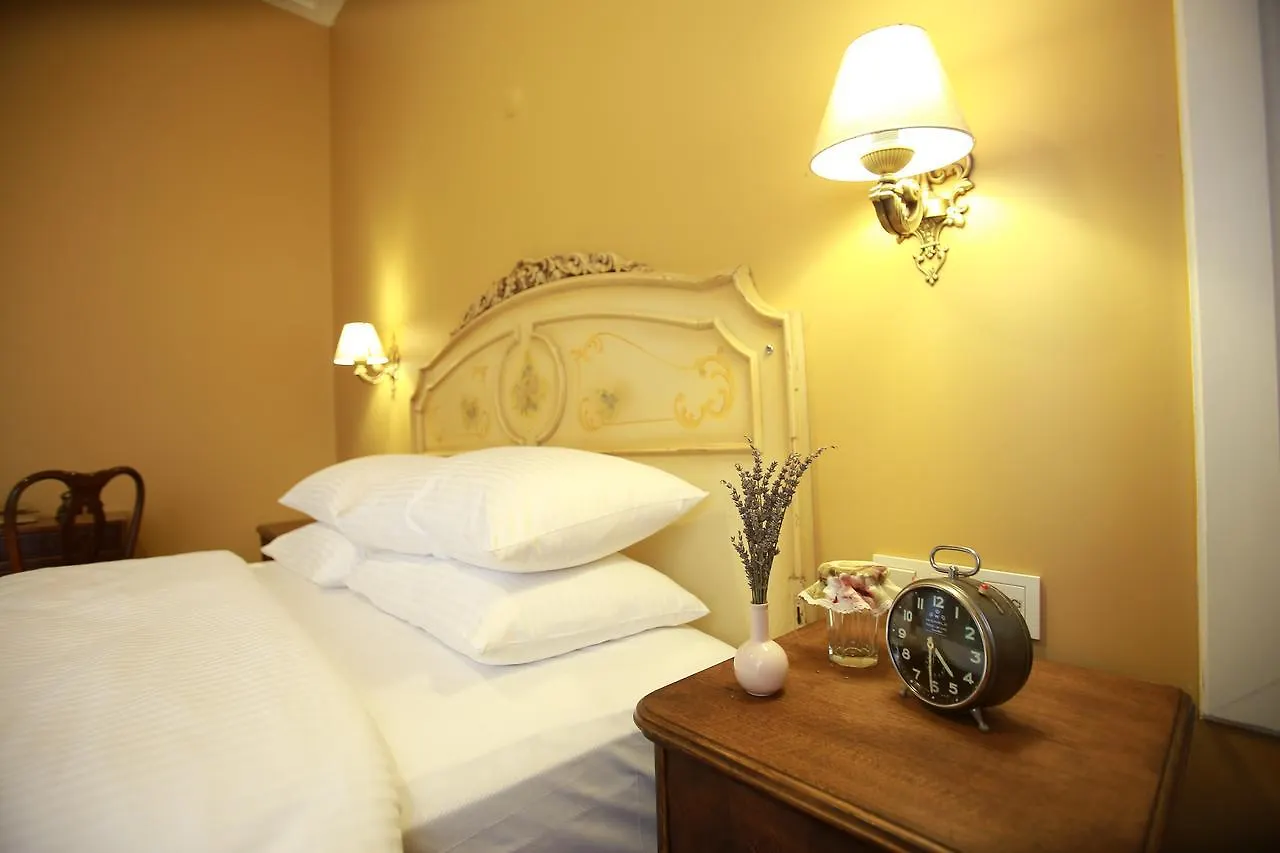 Podemos Otel Ayvalik 0*,