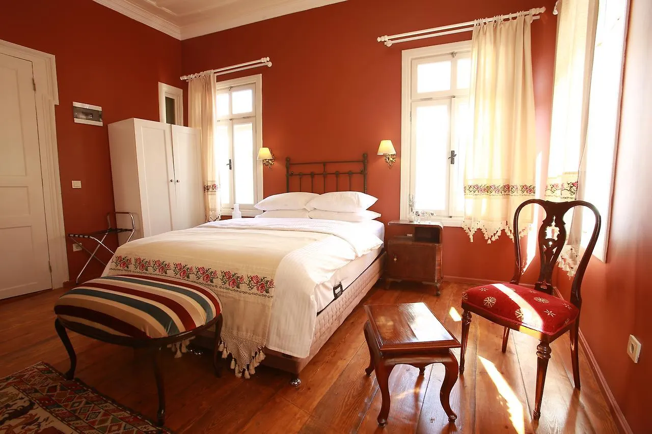 Podemos Otel Ayvalik 0*,